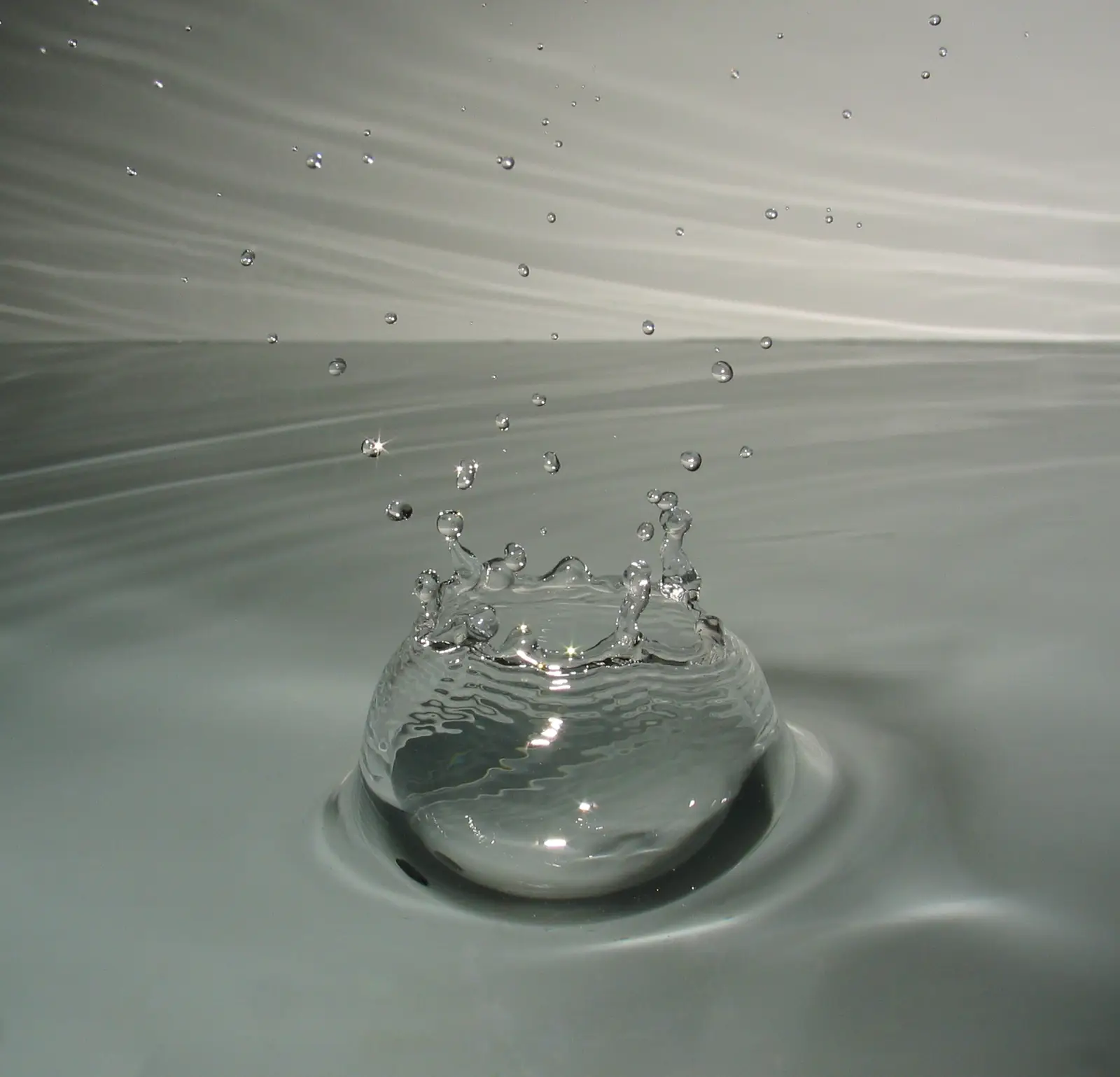 A drop of water, a clean and non-toxic coolant